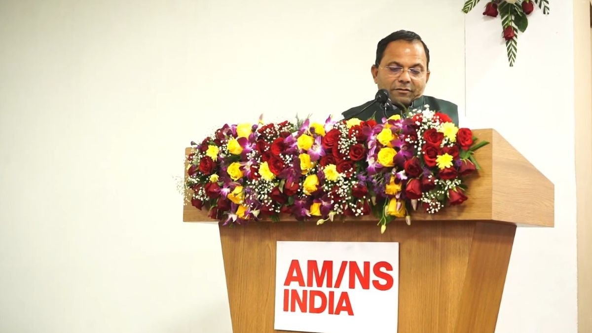 Minister Mukesh Patel lauds AM/NS India for CSR Initiatives and contributing towards employment generation - PNN Digital