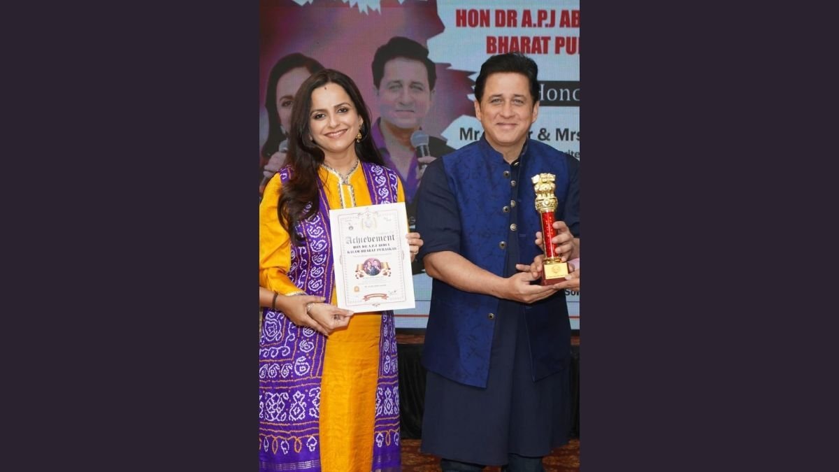 Samir & Dipalee Triumph: Music Icons Win Trio of Prestigious Awards - New Delhi (India), February 28: In a remarkable achievement, the India's favourite singing couple, Samir and Dipalee, have recently been honored with two prestigious awards that underscore their outstanding contributions to music and culture. - PNN Digital
