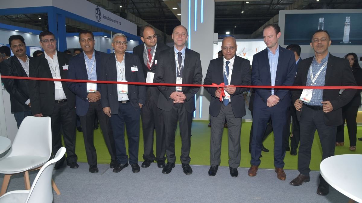 LANXESS showcased its comprehensive portfolio for the Paints & Coatings industry at Paint India 2024 - PNN Digital