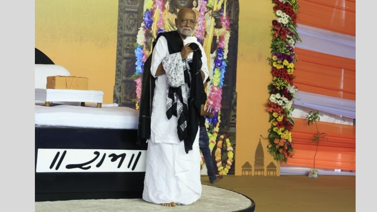 Morari Bapu concludes inaugural Ram Katha in Ayodhya on a high note, pledges return on completion of temple - PNN Digital