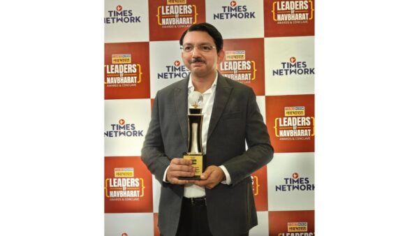 Dr. Gaurav Khandelwal Honoured with ‘Excellence in Spine Surgery in Gujarat’ Award at Times Now Navbharat’s Leaders of Navbharat 2026